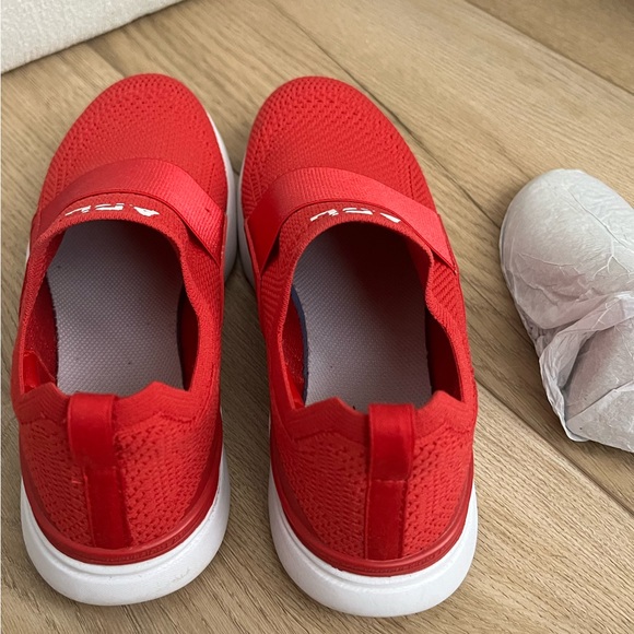 APL ♡ Techloom Bliss Sneakers in Red & White - Picture 12 of 12